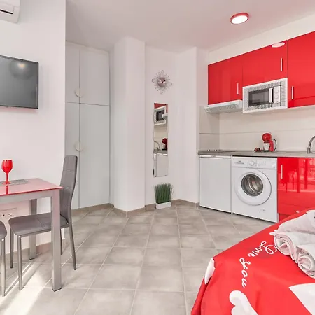 Boutique 101 Deluxe Daire Nerja